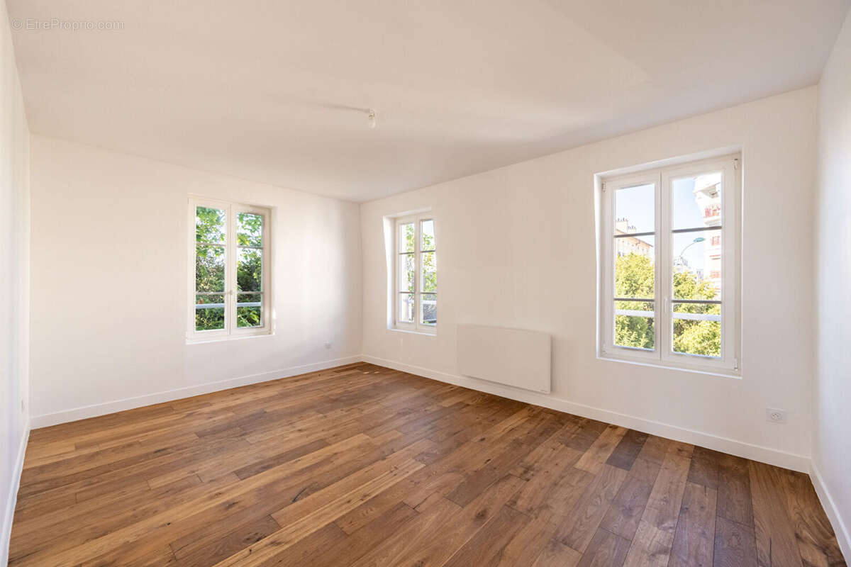 Maison à ASNIERES-SUR-SEINE