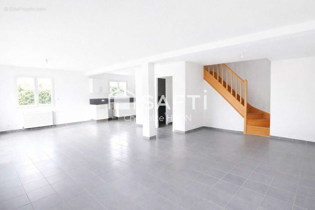 Photo 3 - Maison à AMBERT