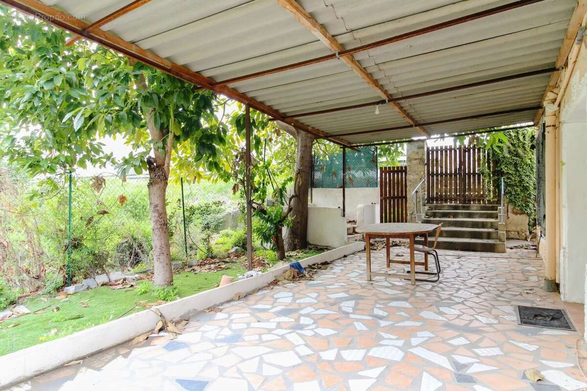 Maison à SAINT-MARTIN-DU-VAR