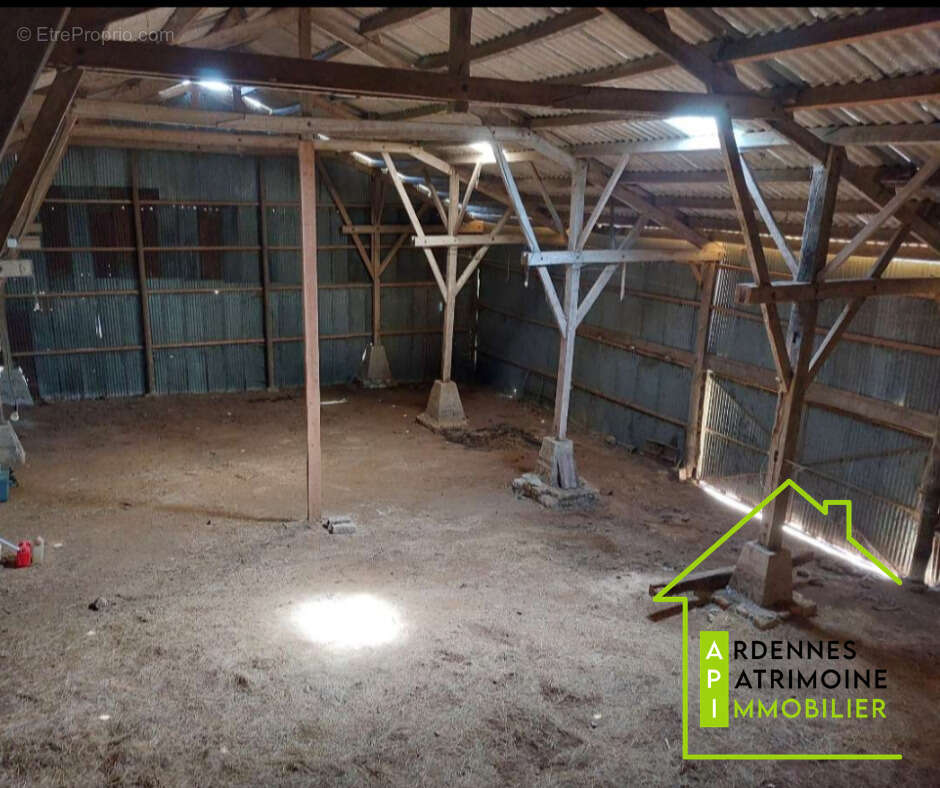 Autre à AUTRECOURT-ET-POURRON