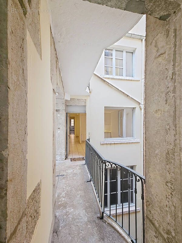 Appartement à LYON-1E