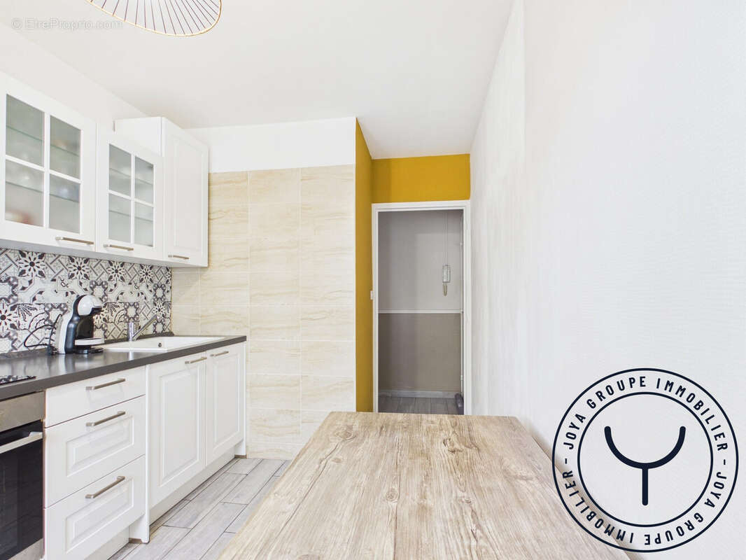 Appartement 53 m² à La Chapelle-Saint-Luc  - photo 5