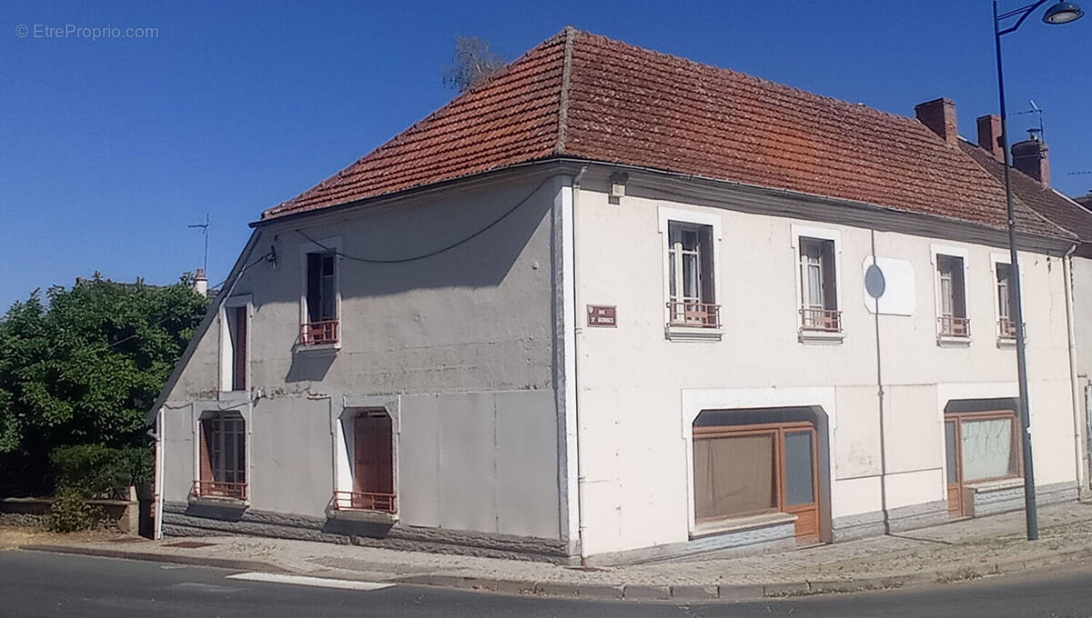 Maison à MARCILLAT-EN-COMBRAILLE
