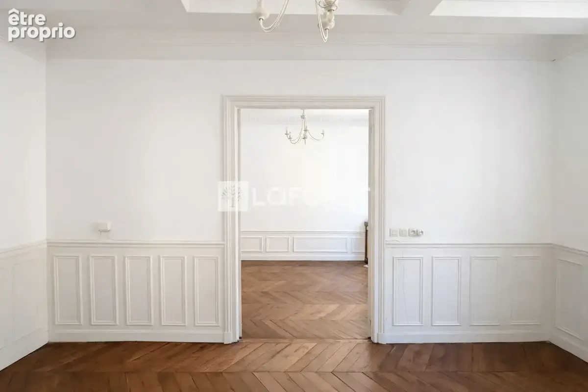 Trois Pièces - Charme de l'ancien - Paris 15ème - photo 4