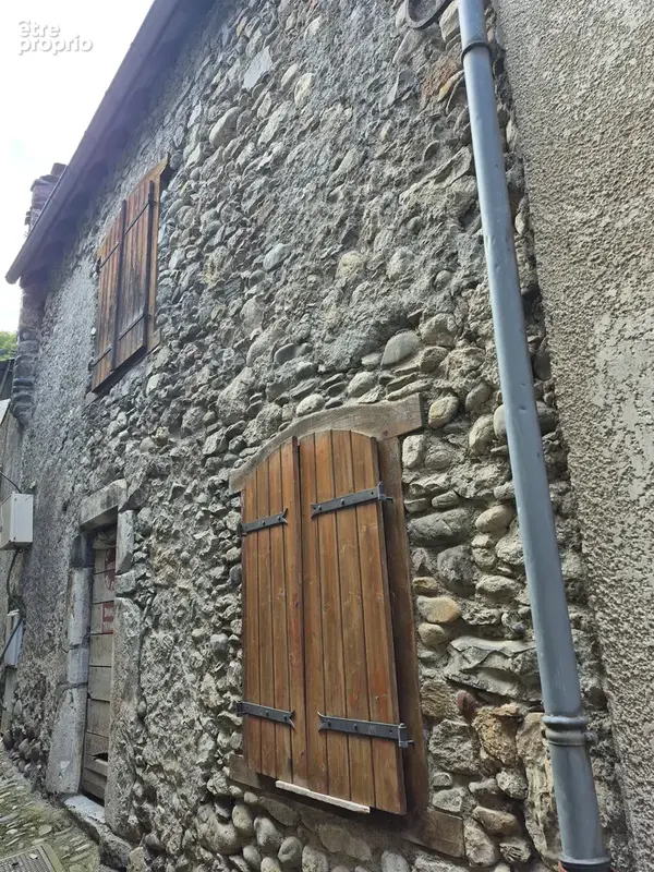 Maison à SARRANCOLIN