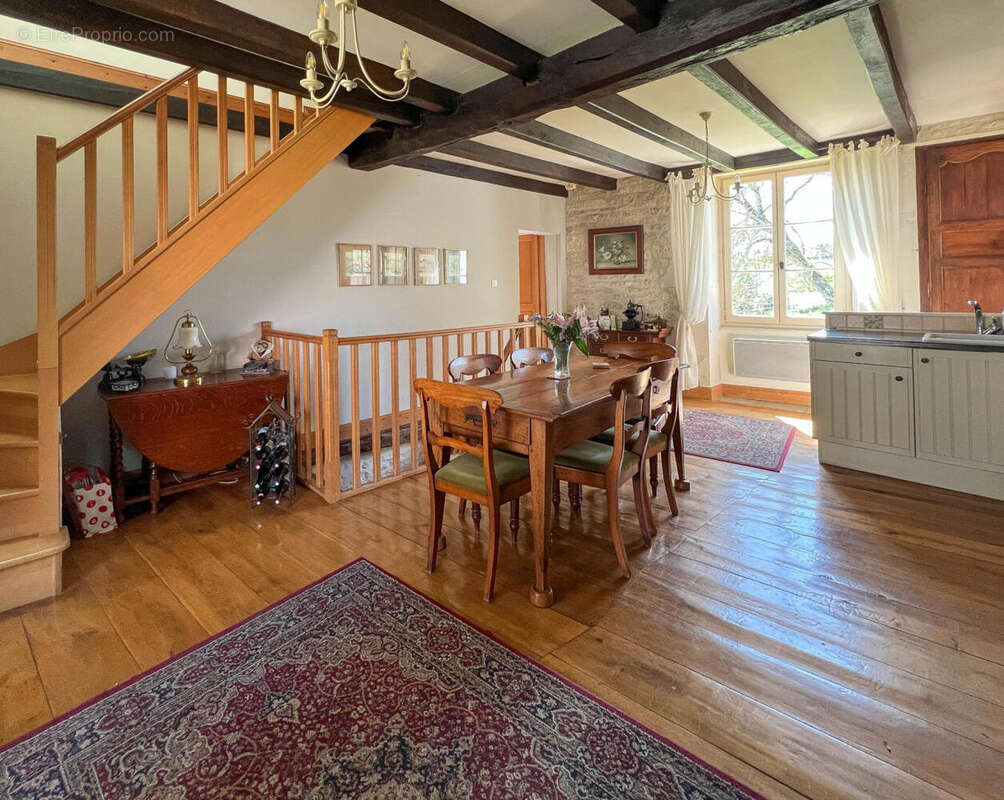 CUISINE - Maison à FONTENILLE