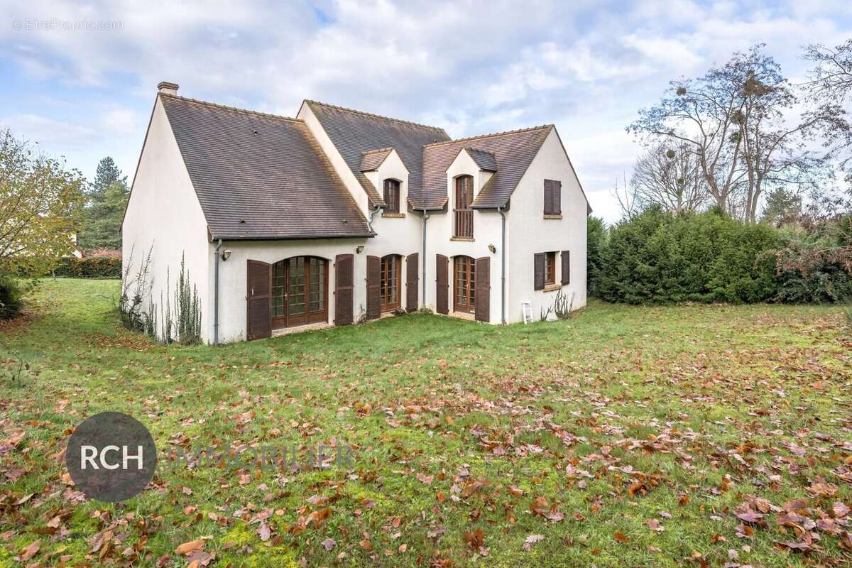 Maison à MONTFORT-L&#039;AMAURY