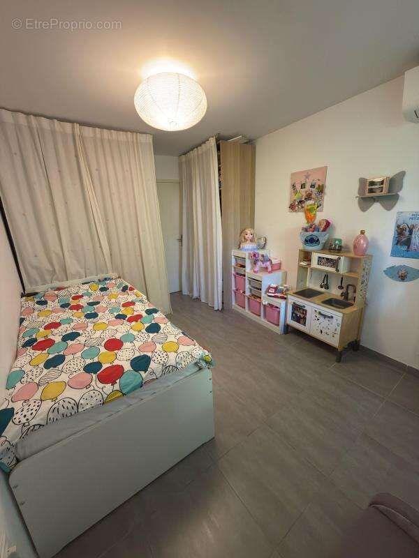 Appartement à MARSEILLE-13E