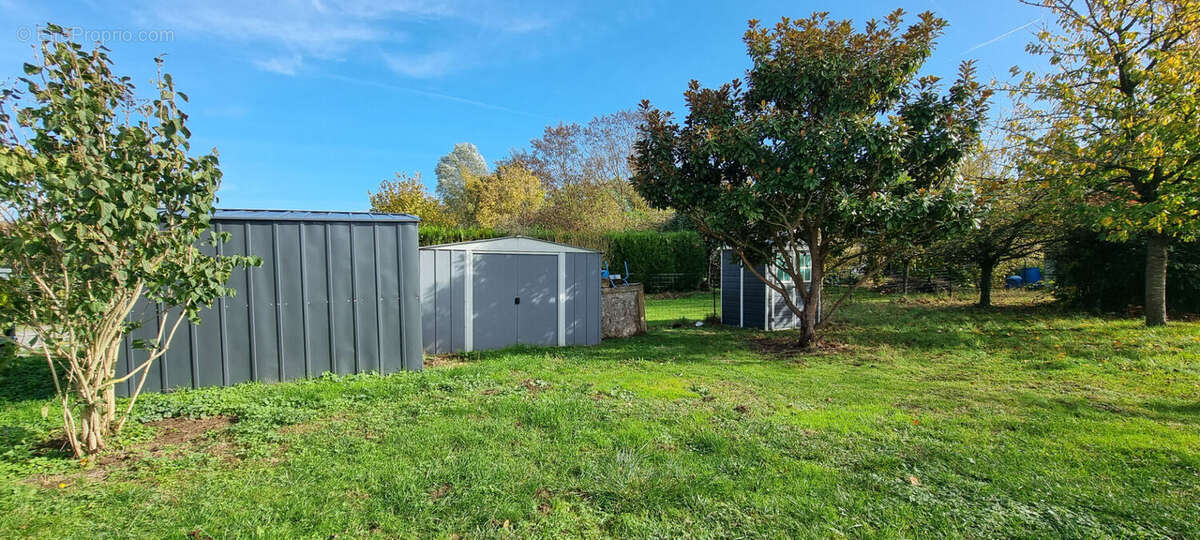Appartement à LACROIX-SAINT-OUEN