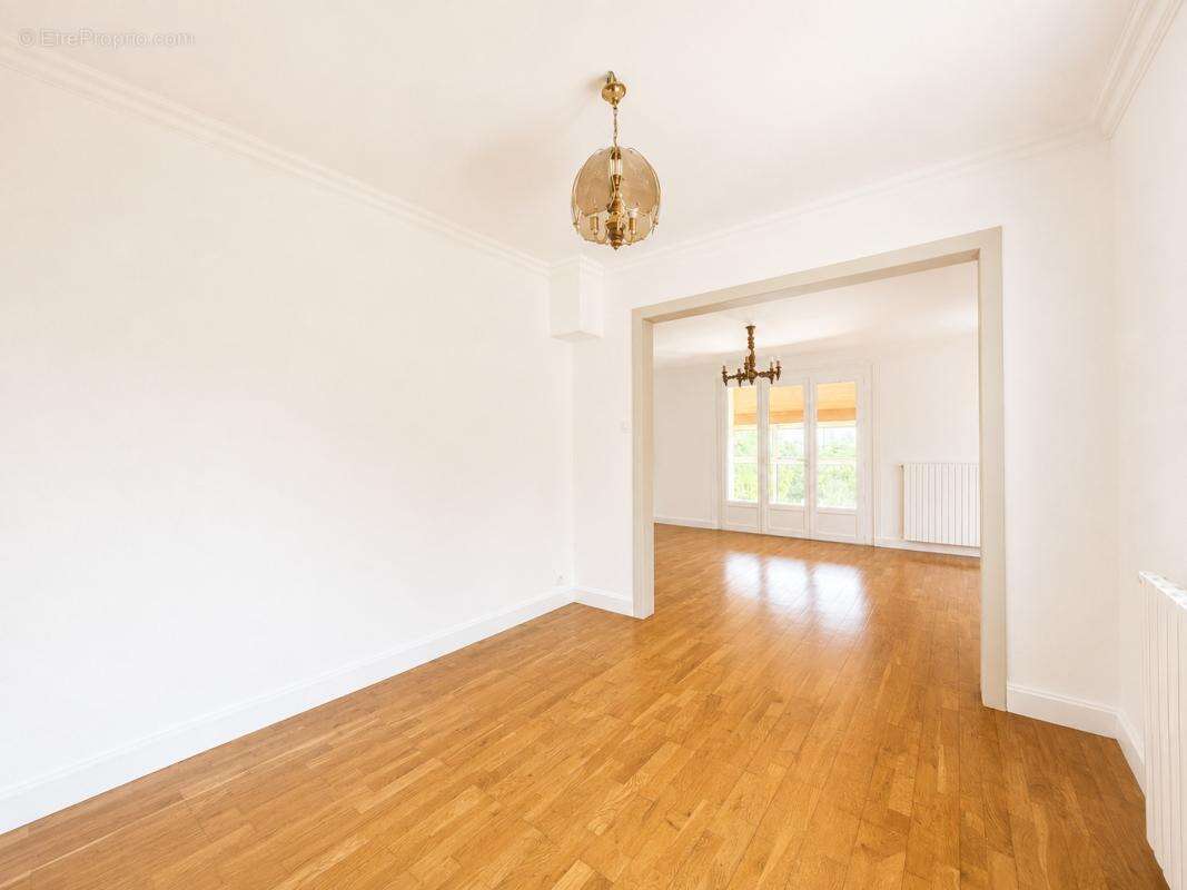 Maison 140 m² à Clermont-Dessous  - photo 6