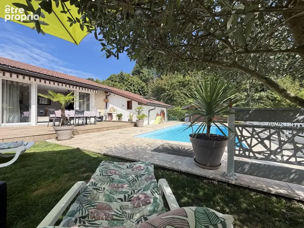 Photo Maison à Pringy au prix de 777 000€