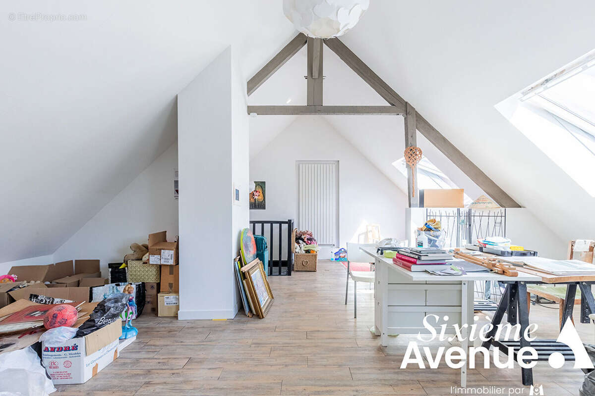 Maison à SAVIGNY-SUR-ORGE