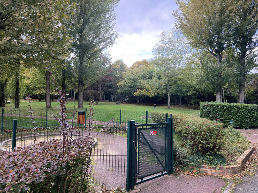 Appartement à GARCHES