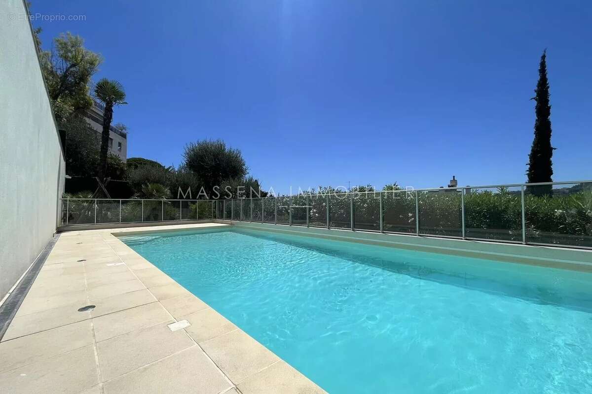 Nice Gairaut - Appartement avec terrasse vue mer, piscine, garage - photo 2