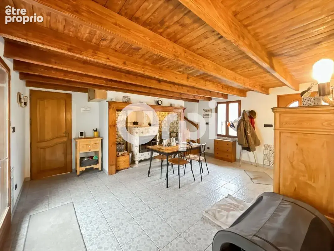 Corps de ferme de charme & clarté de 140 m² — Parc de 4 700 m² avec verger, grange & atelier à Menneville - photo 3