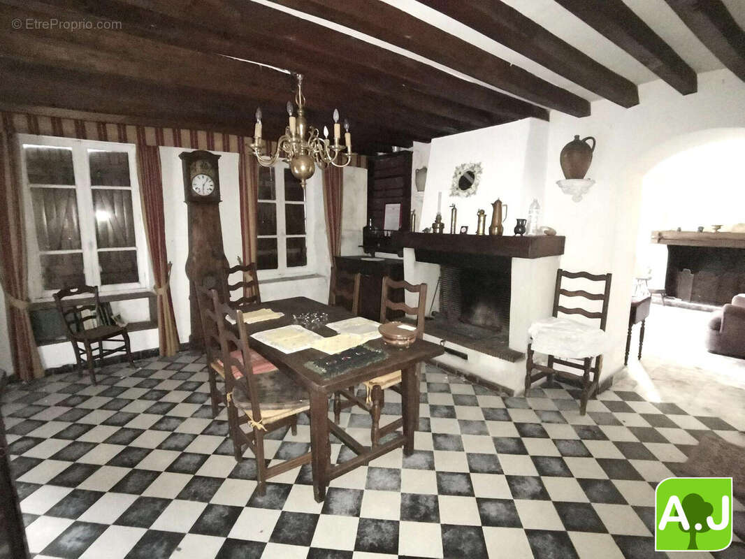 Maison à BREVAL