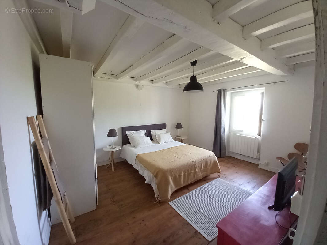 Maison avec 2 logements un T4, unT3 et une dépendance. - photo 14