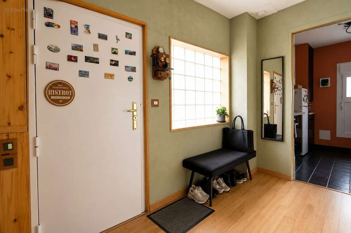 Appartement à COUBRON