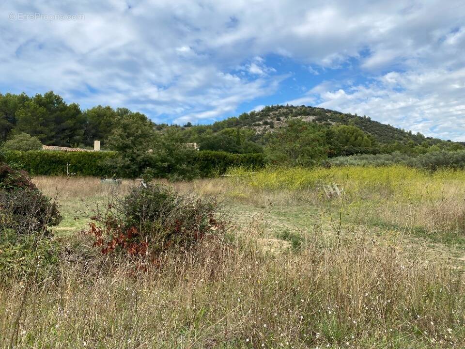 Terrain à MERINDOL