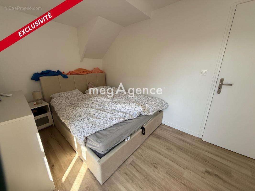 Appartement à COURSON-LES-CARRIERES