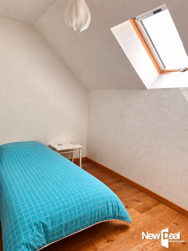 Exclusivite vallon du jour, maison de type 6 de 190 m2  habitables avec piscine edifiee sur 1159 m2 en impasse - photo 18