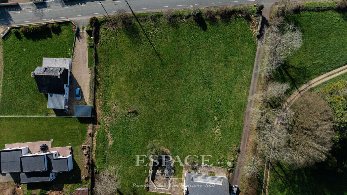 Terrain à CONCARNEAU