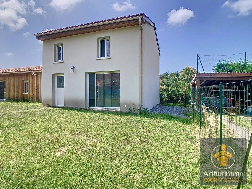 Maison à AUREILHAN