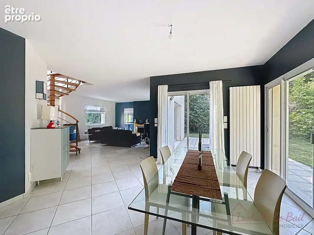 Bruz - maison d'architecte - golf de cice - 170 m² sur 1 000 m² de terrain - photo 3