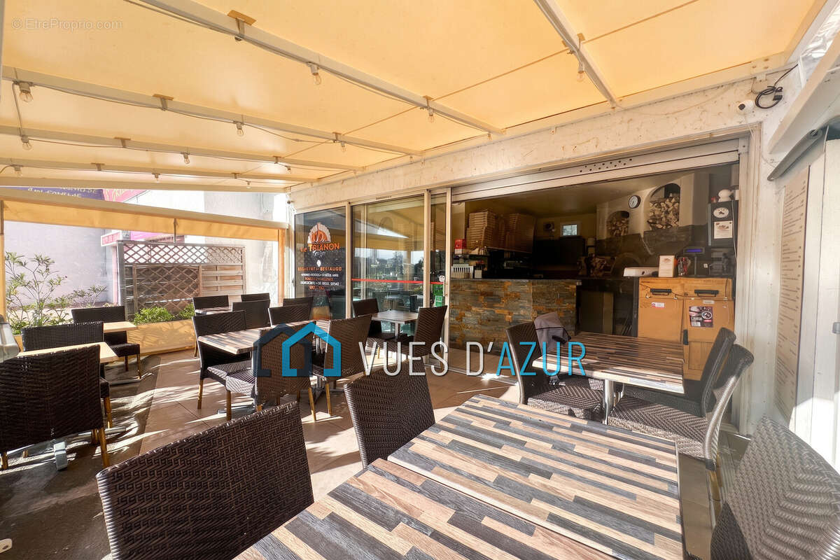 Commerce 44 m² à Antibes  - photo 2