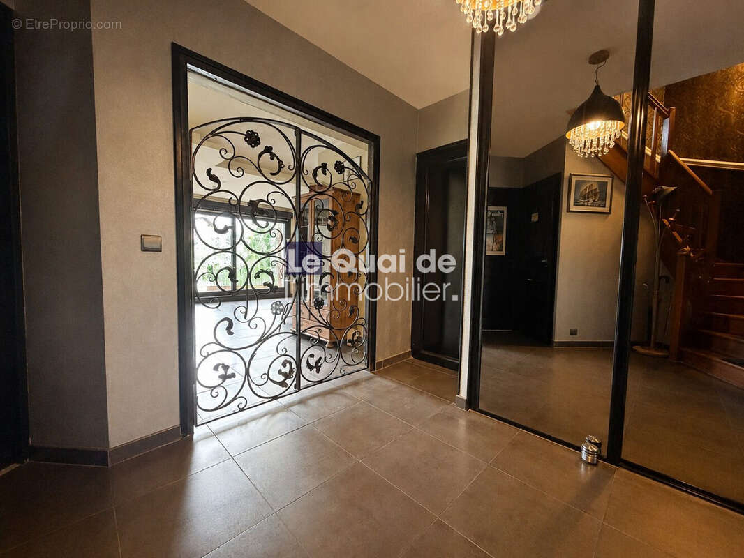 Appartement 120 m² à Aix-Les-Bains  - photo 9