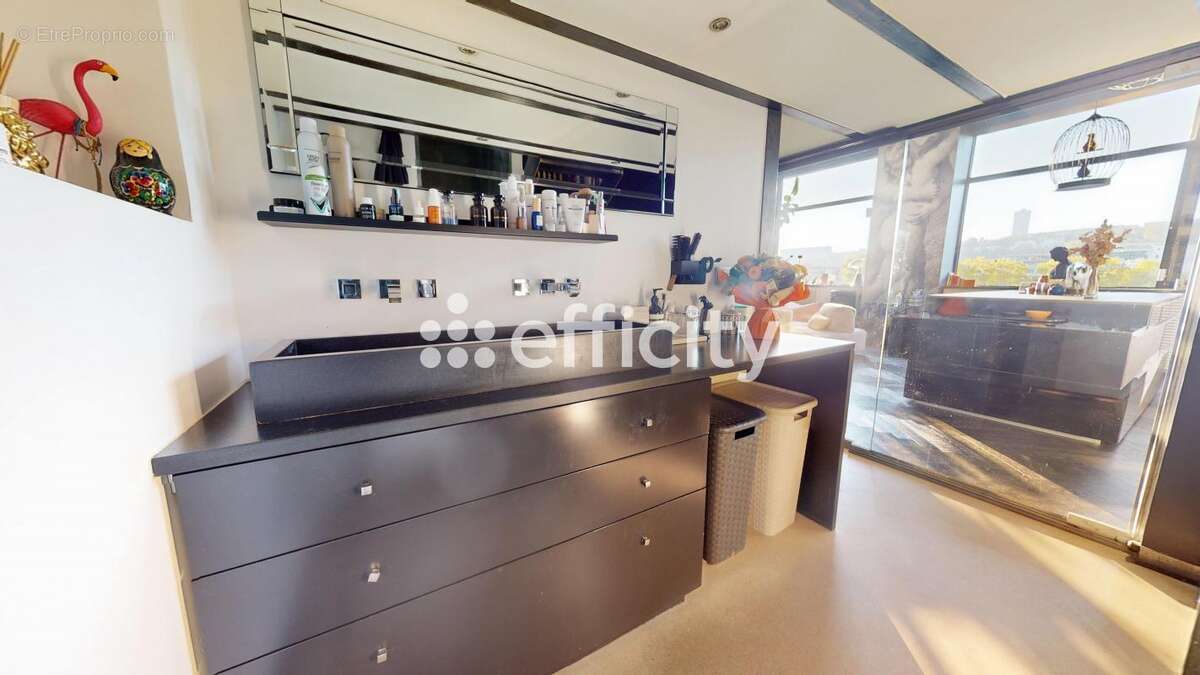 Appartement à LYON-4E