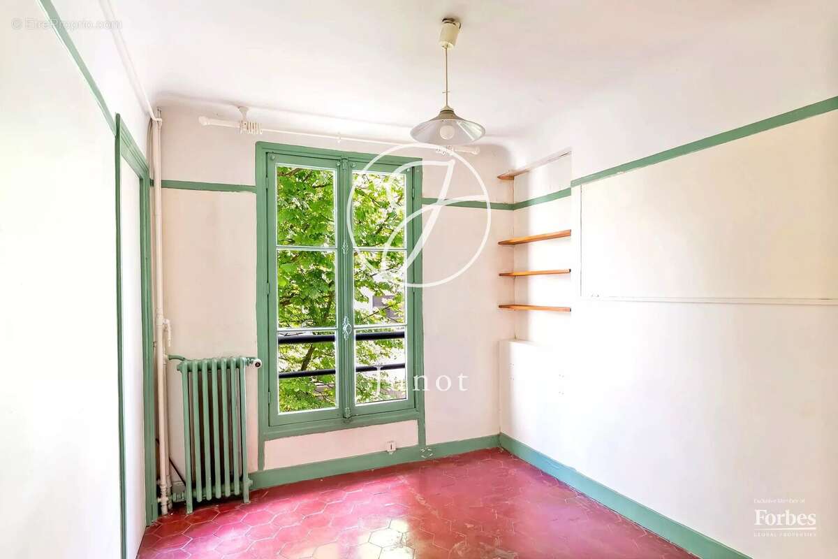 Maison à PARIS-18E