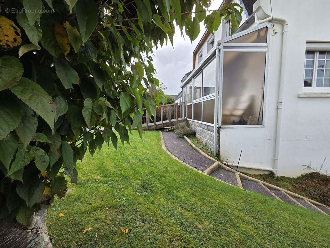 Maison à SAINT-RENAN