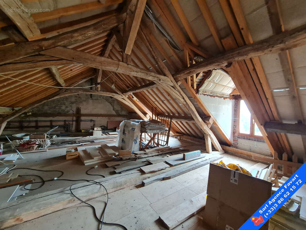 Maison à BELLECHAUME