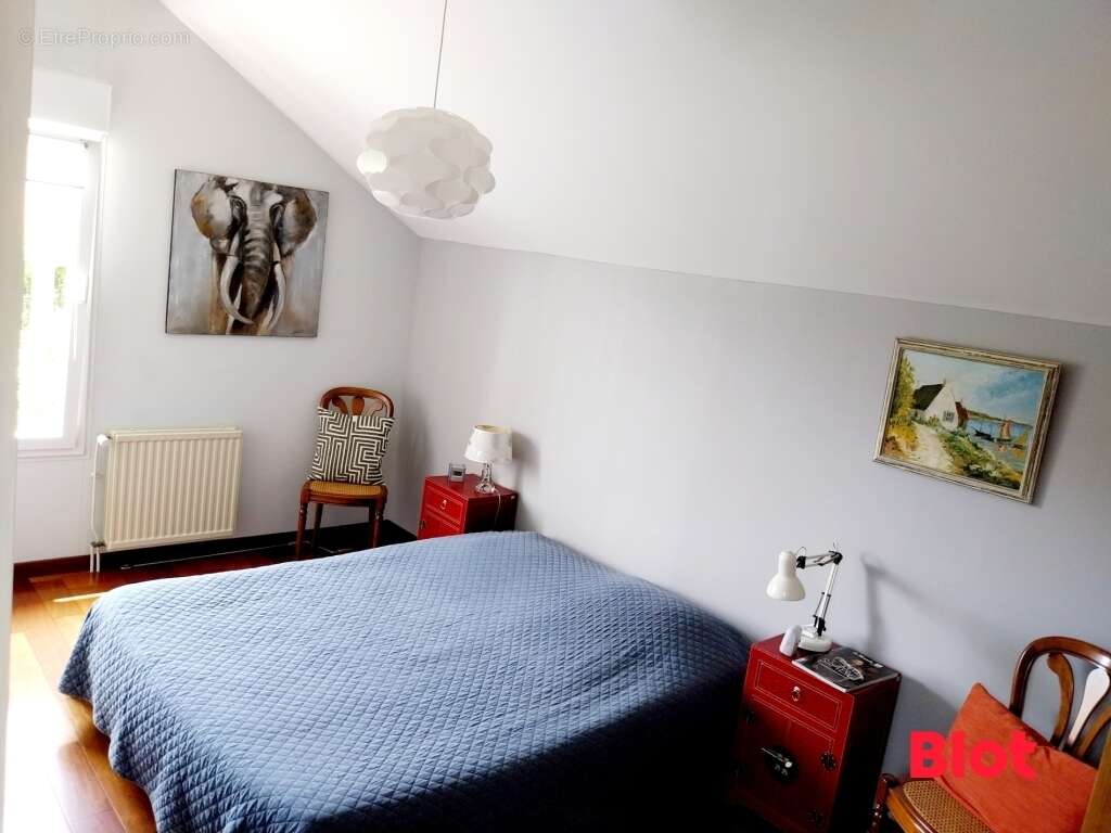 Maison à SAINT-JACQUES-DE-LA-LANDE