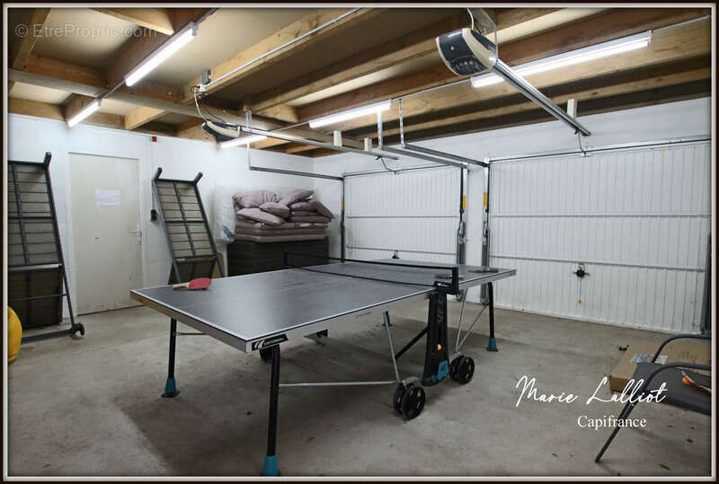 Propriété Pierres apparentes, 242m², 5 chambres, Dortoir enfant et mezzanine, Loiret, Piscine, Jacuzzi, Terrain de tennis, Garag - photo 27