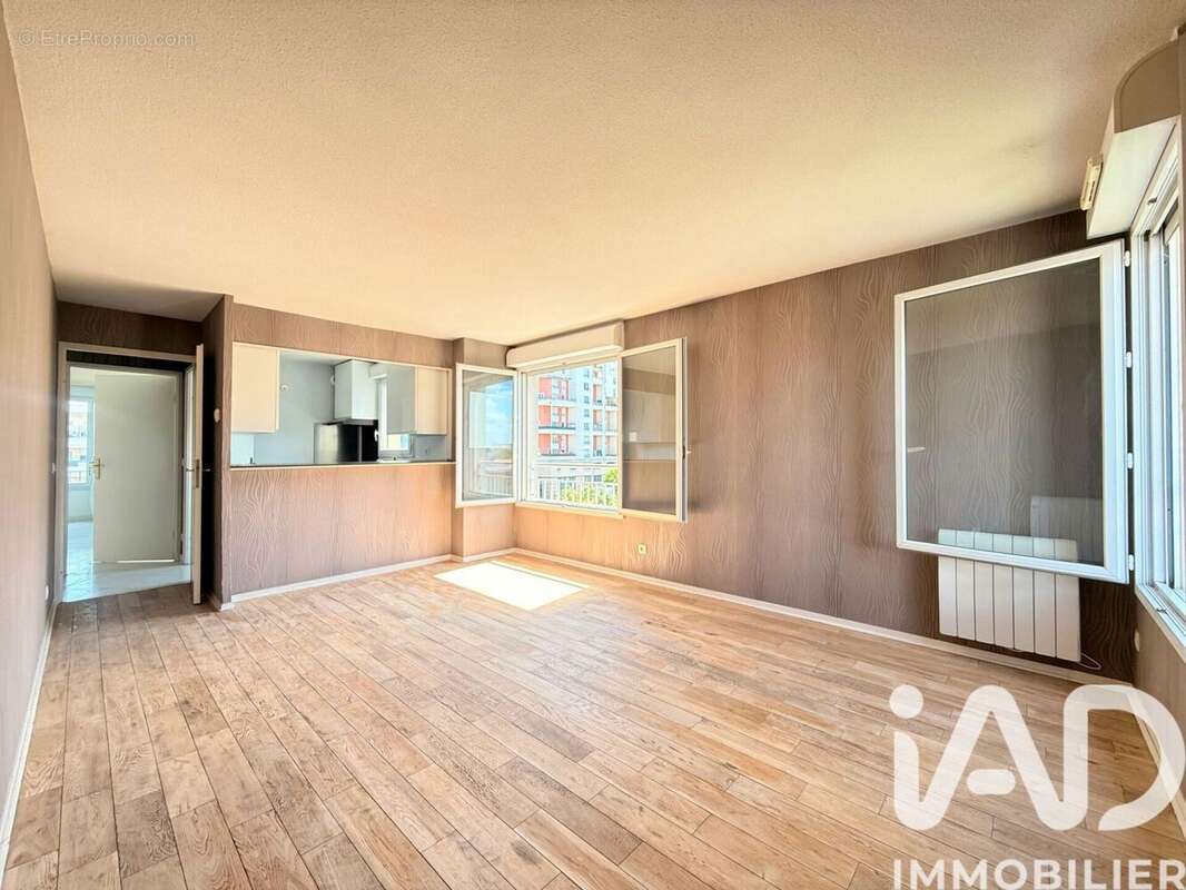 Appartement 63 m² à Bobigny  - photo 4