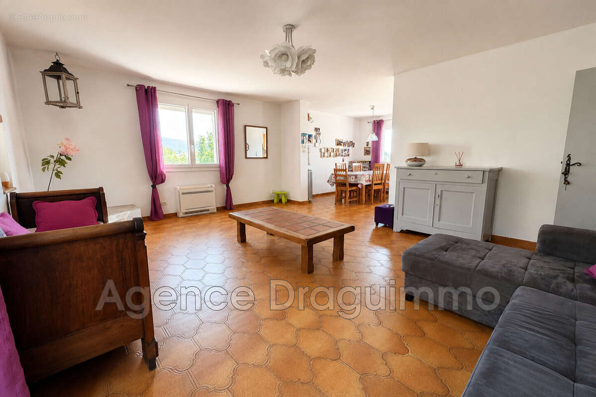 Maison 95 m² à Draguignan  - photo 2