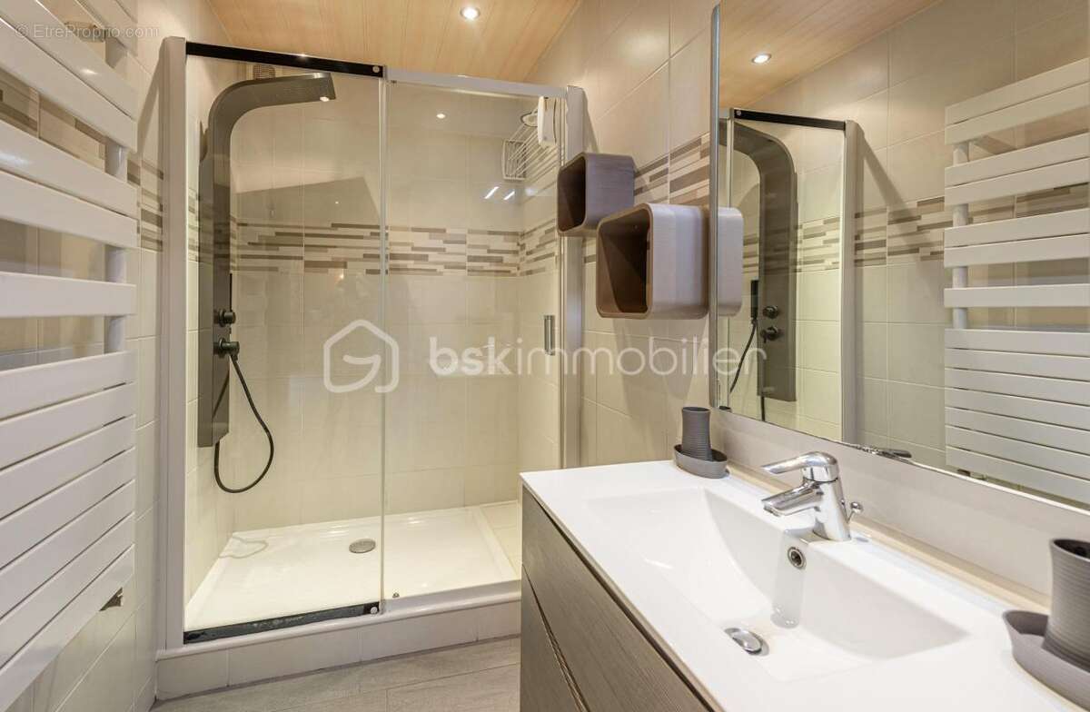 Appartement à FONTCOUVERTE-LA-TOUSSUIRE