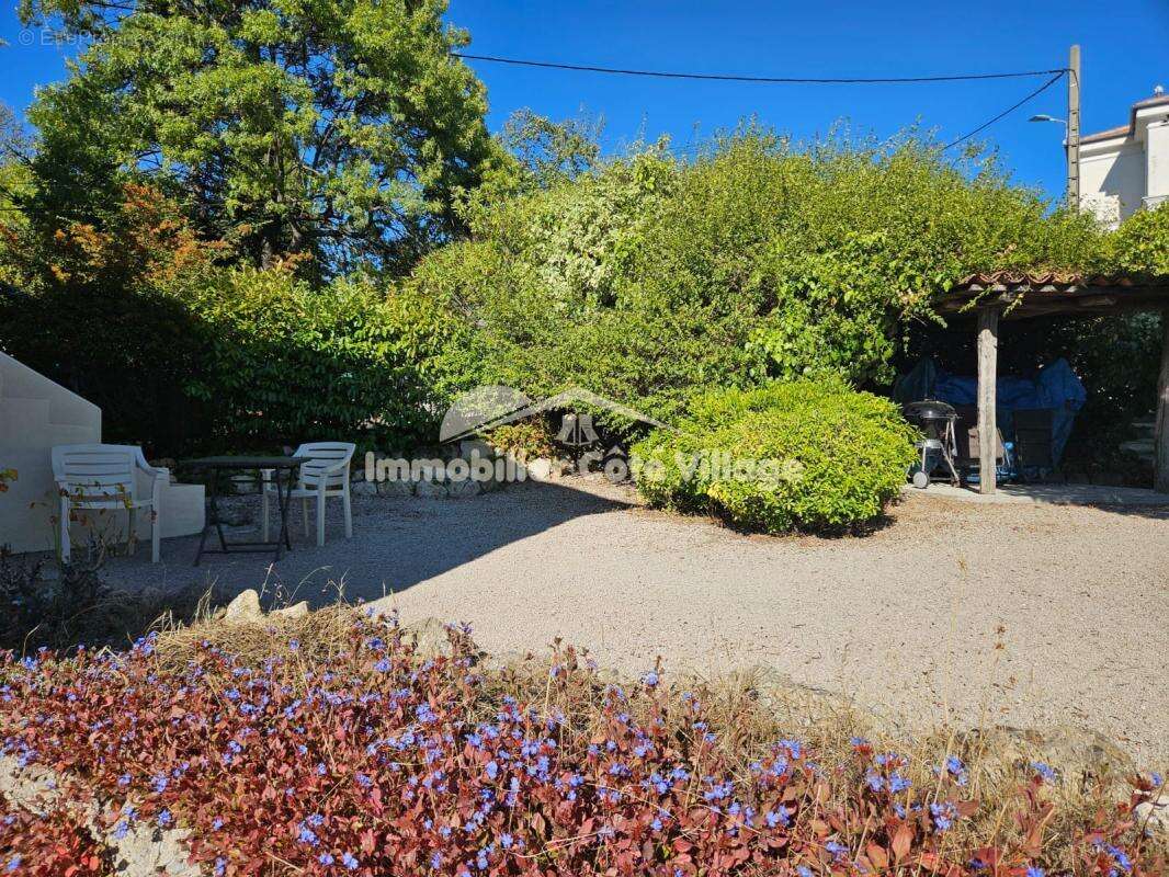 Maison à BERRE-LES-ALPES