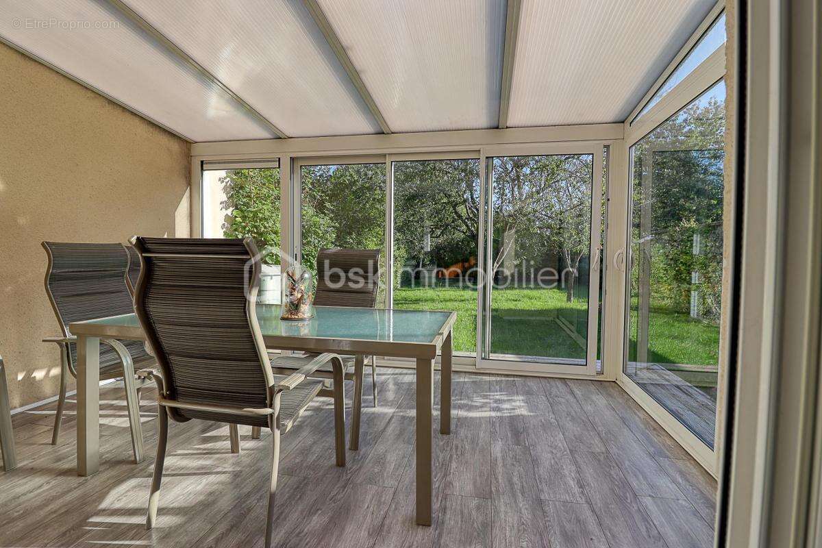 Maison à FEUQUIERES