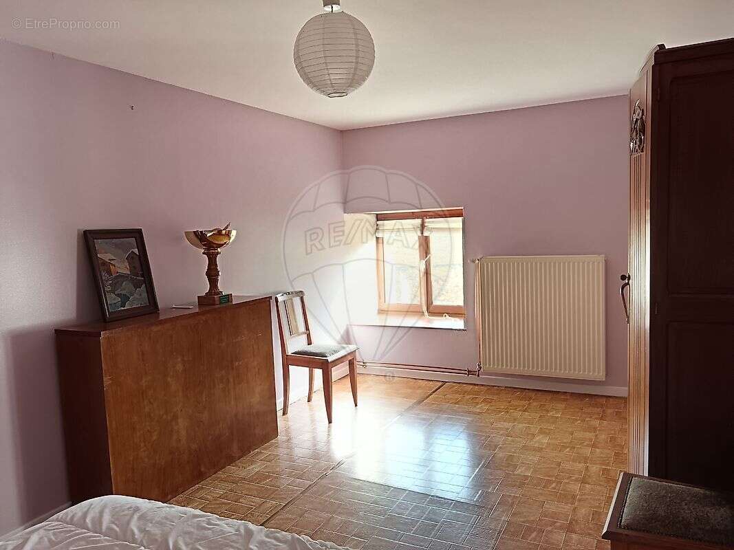Maison à THEIZE