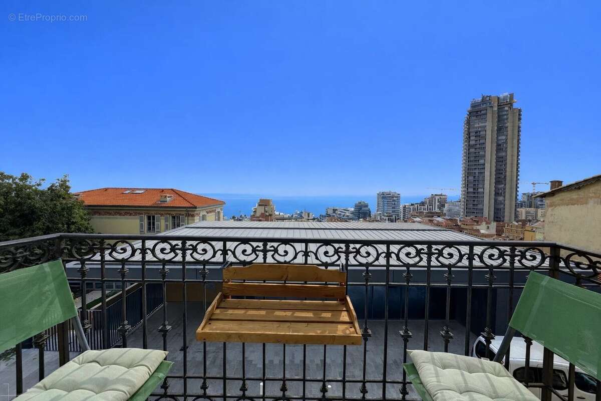 Appartement à BEAUSOLEIL