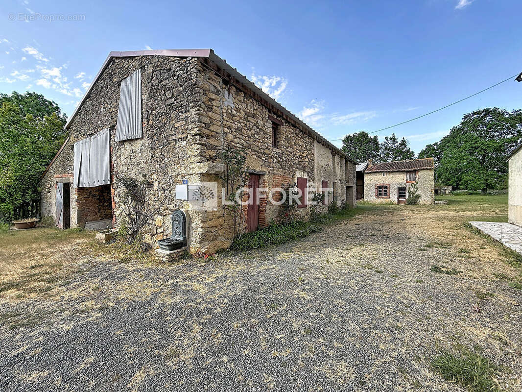 Maison à VIHIERS