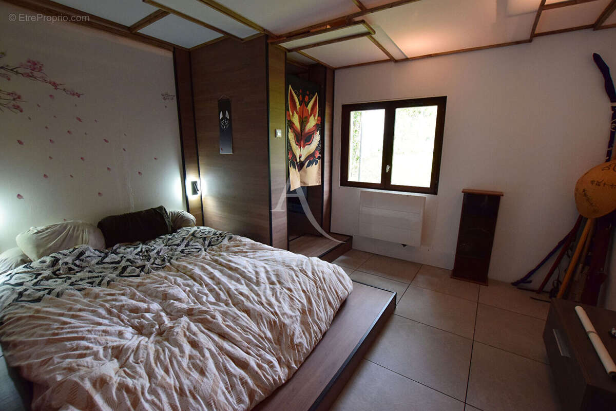 Maison à MONTIGNY-LENCOUP