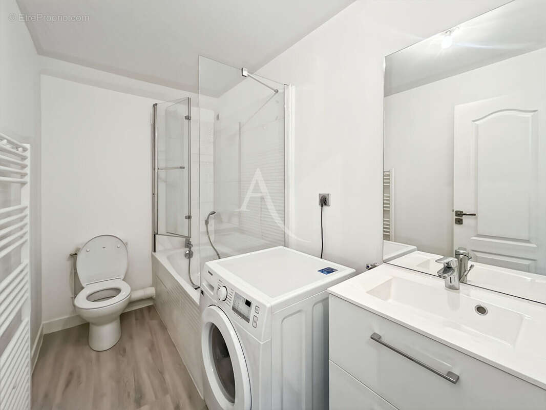 Maison à MOISSY-CRAMAYEL