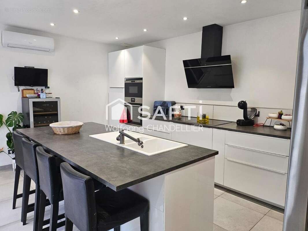 Photo 3 - Maison à ROMANS-SUR-ISERE