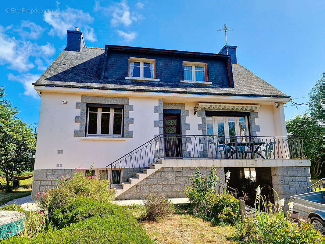 Maison à LANOUEE