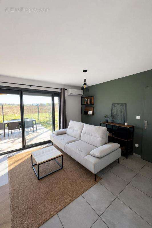Maison à COMMUNAY