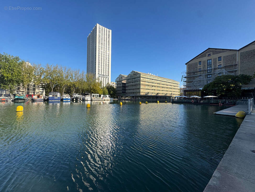 Appartement à PARIS-19E